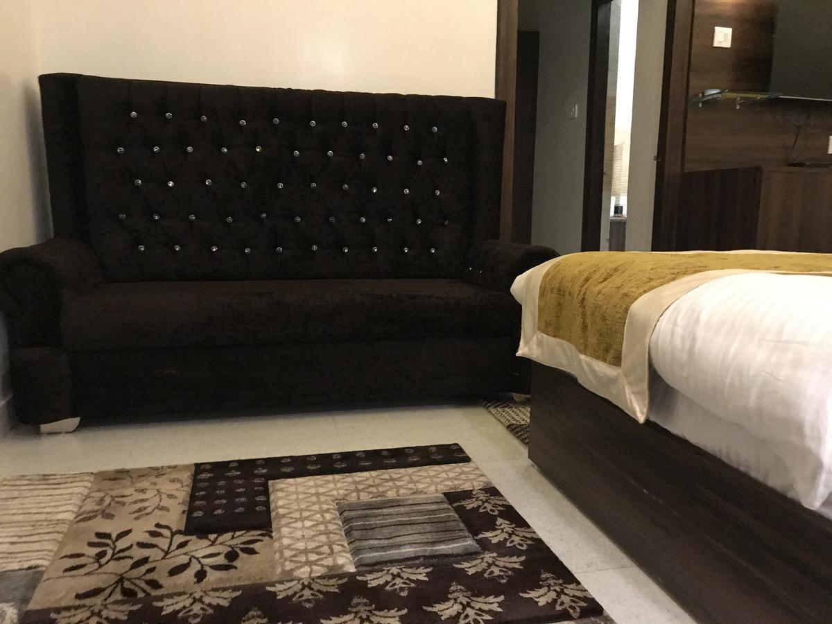 Hotel Mmk Kanpur Eksteriør billede