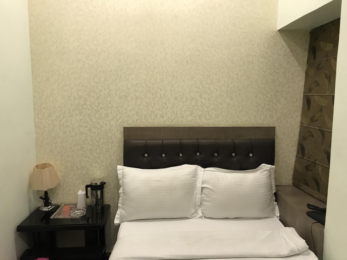 Hotel Mmk Kanpur Eksteriør billede