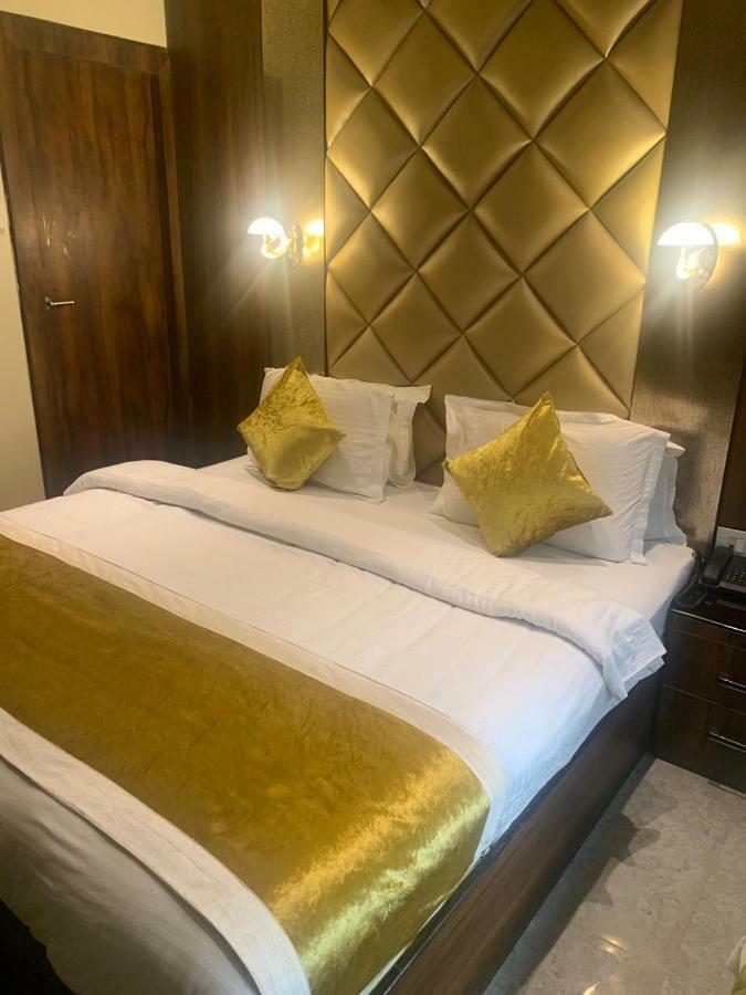 Hotel Mmk Kanpur Eksteriør billede