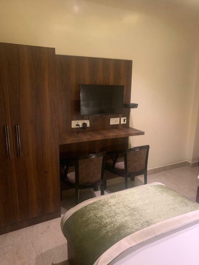 Hotel Mmk Kanpur Eksteriør billede